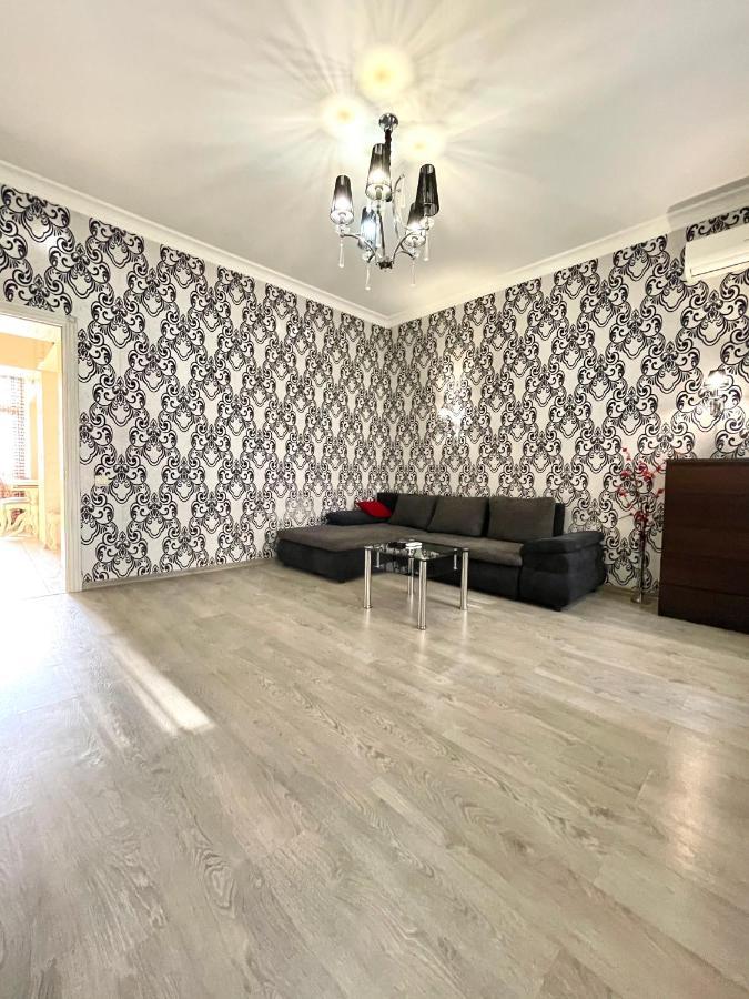 Cozy Apartment On Greek Street 15 โอเดสซา ภายนอก รูปภาพ