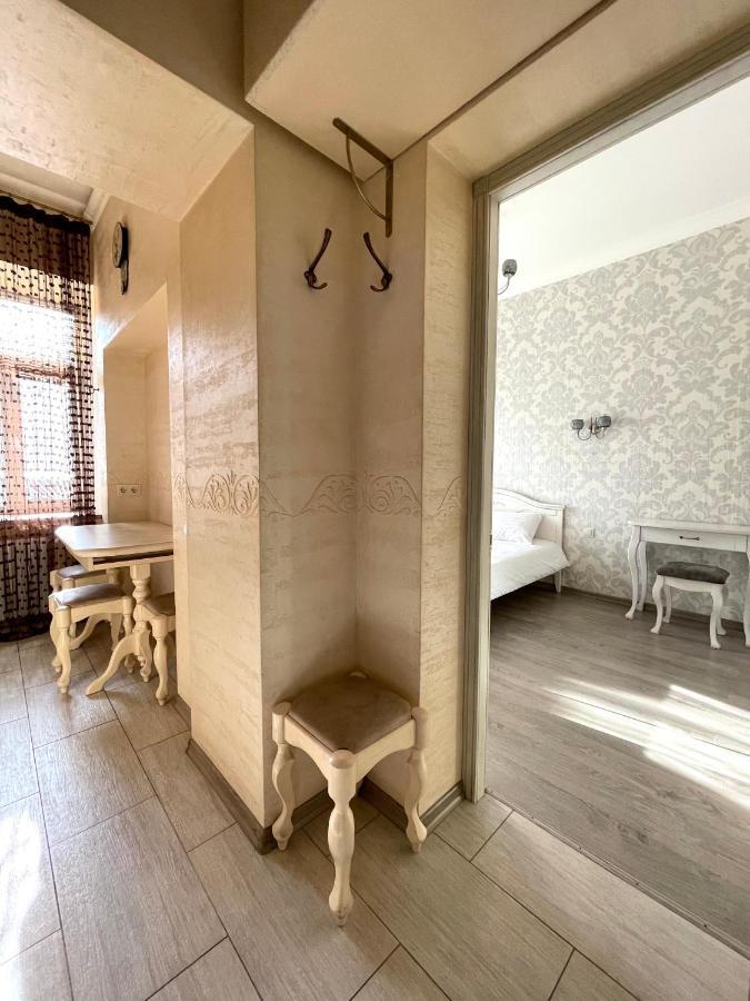 Cozy Apartment On Greek Street 15 โอเดสซา ภายนอก รูปภาพ